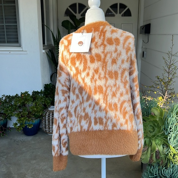 Moussy Jacquard Knit Cardigan - Picture 5 of 9